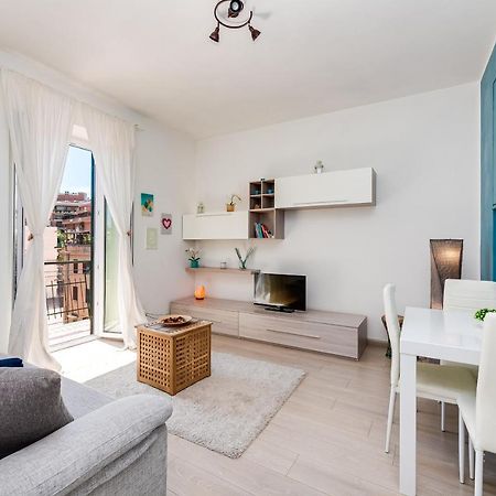 Apartment Near To San Peter Vatican Joya Roma Exteriör bild
